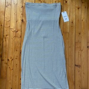 Lulus (RVCA) strapless dress in size small